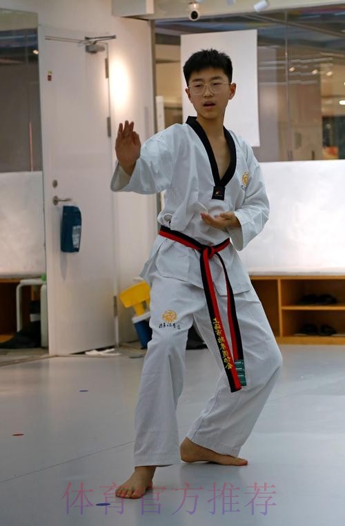 中国跆拳道队冬训 男队员全是00后